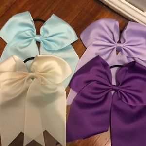 Hair bows